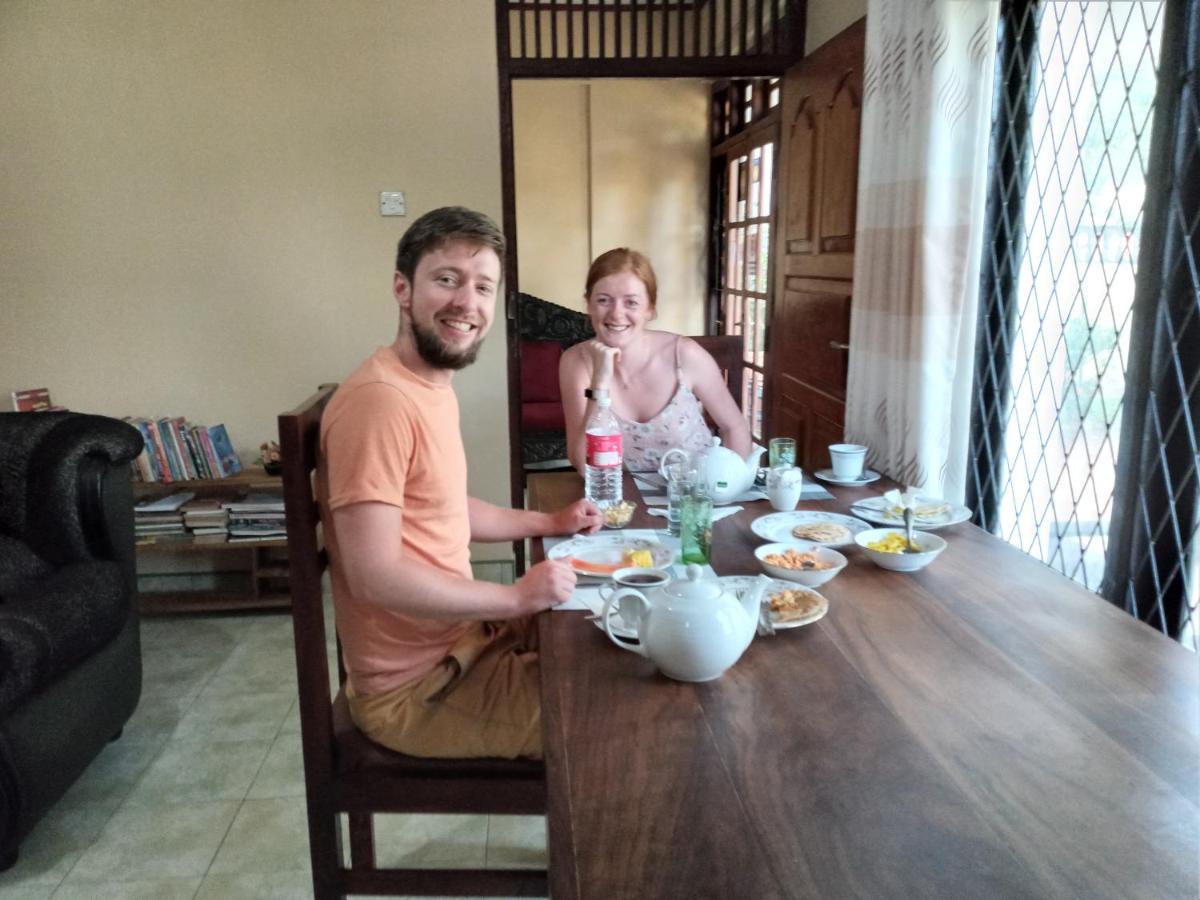 Water Front Home Stay And Resort Anuradhapura Eksteriør bilde