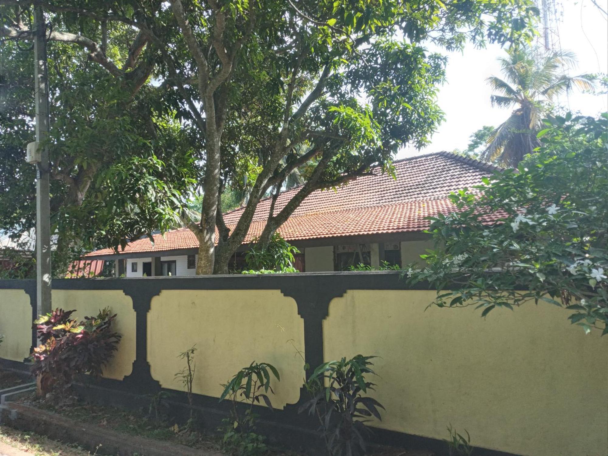 Water Front Home Stay And Resort Anuradhapura Eksteriør bilde